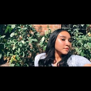 Meet your Posher, Calissa
